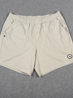 Vuori Maverick Volley Short Mens Large Light Grey Platinum 5" Unlined V3016